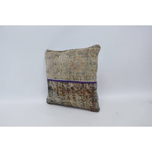 Motif Vintage 16x16 pouces Beige laine Kantha mosaïque Paisley lambrissé raisin Patchwork oreiller tissé Technique - Product Image 4