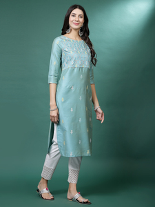 Kurtis Rama de Diseño Tradicional Indio, Tela de Algodón Puro, Estilo Anarkali, Cuello en V Largo, Mangas Tres Cuartos, Kurta Bordada con Pantalón - Product Image 4