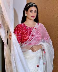 Nuevo Lanzamiento KUNJ CREATION, Sari Moderno de Diseño para Mujer, en Seda Organza Suave con Hilos Múltiples y Bordados, Ideal para Fiestas y Festivales - Product Image 6