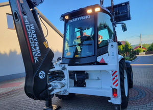 Chargeuse sur pneus et pelle rétrocaveuse Hidromek 102B ALPHA avec chargeur frontal, moteur FPT, pompe et roulement, charge nominale de 9 tonnes - Product Image 3