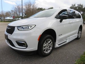 Listo para Enviar: Chrysler Pacifica Select 2025, Minivan de 4 Puertas, 280 Millas, Blanca, Minivan de Pasajeros, 3 Años de Garantía, Título Limpio - Product Image 2