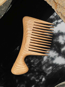 Large Eco-Friendly Oak <b>Wood</b> <b>Comb</b> for Curly Hair Women's Everyday Use Feng Shui & Religious Style - Product Image 5