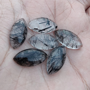 อัญมณีทรงสี่เหลี่ยมสีดำธรรมชาติเกรดเอเกรดเอ - Product Image 3