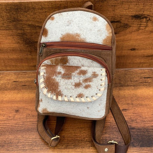 Mini sac à dos en cuir suédé fait main pour femmes, sac à dos de voyage en cuir de vachette à poils occidentaux, sac à dos de randonnée multifonctionnel, vente en gros - Product Image 2