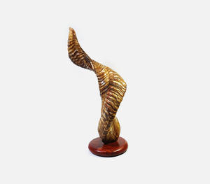 Vaso para Beber de Cuerno de Buey Natural Pulido a Mano con Soporte de Cuerno y Punta de Latón, Estilo Vikingo Medieval, para Cerveza - Product Image 4