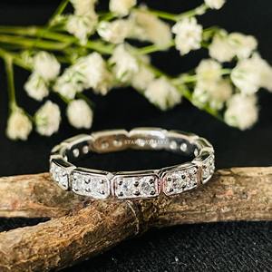 Anillo de Diamantes de Eternidad Completa Art Deco de Oro Sólido de 14K para Boda Cristiana con Engaste de Lujo - Product Image 1