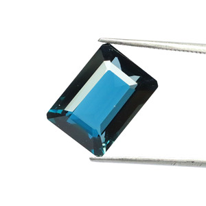 Pierre précieuse Topaze bleue de Londres authentique de 9x7 mm - Topaze bleue de Londres à facettes de coupe émeraude - Pierre bleue de qualité supérieure pour la fabrication de bijoux - Product Image 4