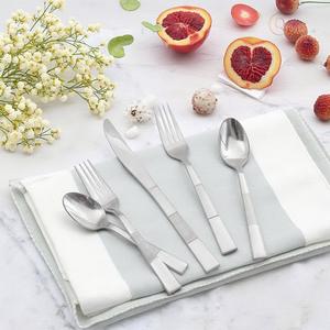 Juego de Cubiertos de Acero Inoxidable Ecológico con Acabado de Lujo para el Hogar y Regalos |   Cubiertos Elegantes para Fiestas - Product Image 4