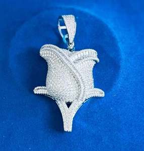 Colgante de Amor Personalizado Chapado en Oro Amarillo de 18K, con Forma de Animal, Estilo Hiphop, con Moissanita, para Hombres, Mujeres y Niños - Product Image 3