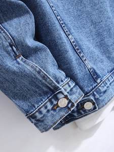 Jeans en denim et veste trucker pour homme, col montant, logo sur le devant, couleurs personnalisées, imperméable, écologique, haute qualité, fabriqué au Pakistan - Product Image 4