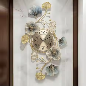 นาฬิกาแขวนผนังโลหะคุณภาพสูงสำหรับบ้านห้องนั่งเล่นนาฬิกาแขวนผนังหรูหราการตกแต่งโดย azora Industries - Product Image 1