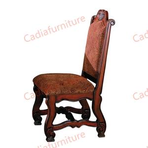 Ensemble de <span class=keywords><strong>table</strong></span> à manger en <span class=keywords><strong>bois</strong></span> de style vintage américain classique, design européen antique, <span class=keywords><strong>table</strong></span> sculptée en <span class=keywords><strong>bois</strong></span> de bouleau pour <span class=keywords><strong>8</strong></span> <span class=keywords><strong>personnes</strong></span> - Product Image 5