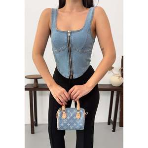 Bustier en jean avec fermeture éclair 411 - Bleu moyen - Product Image 1