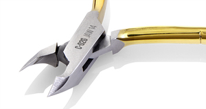 NGHIA Premium Export Set Manucure Pédicure C.02G Pince à cuticules en acier inoxydable de haute qualité avec finition or Fabriqué au Vietnam - Product Image 2