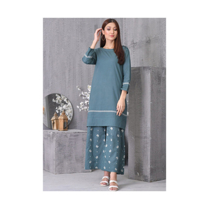 Trajes de seda de 3 piezas indios paquistaníes de diseñador moderno Georgette de algodón de lino de césped de moda disponible a precio mayorista - Product Image 1