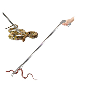 Pince à Serpents Télescopique Professionnelle, Pince à Serpents Robuste en Aluminium, Outil pour Reptiles, Assure la Sécurité, le Confort et une Utilisation Précise - Product Image 6