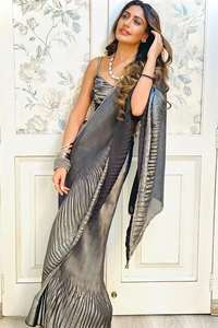 Boutique India Bollywood Diseñador Elegante Heavy Satin Crush Sari Último Exclusivo Nupcial Ropa étnica Ropa de fiesta de moda - Product Image 2