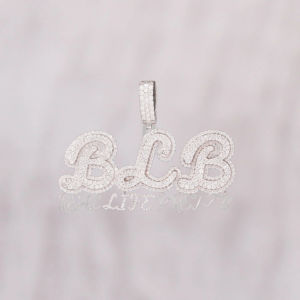 Colgante de Plata de Ley 925 Personalizado con Moissanita, Hecho a Mano, con Nombre Brillante en Estilo BLB, Joyería Corporal Hip Hop para Fiestas y Regalos - Product Image 1