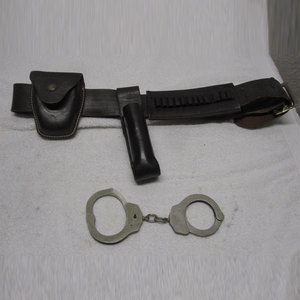 Cinturón Táctico de Cuero Versátil para Hombre, Apto para Uso en Exteriores, Equipo de Trabajo y Uso Diario Funcional - Product Image 1