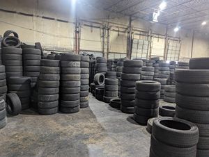 Pneus de camion radiaux usagés de qualité, nouveau design, conception de biais de roulement, modèle Dongfeng, caoutchouc naturel, garantie 120 000 km, exportation, pas cher - Product Image 6