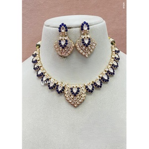 Conjunto de gargantilla de moissanita Kundan tradicional de diseñador para mujer, Polki collar de chapado en oro, joyería de boda étnica india para fiestas - Product Image 1