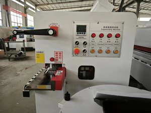 QDLW Vier Funktionen <span class=keywords><strong>Edge</strong></span> Bander MDF PVC automatische Kantenst reifen maschine für hochwertige Möbel - Product Image 4