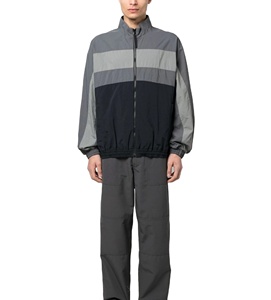 Veste coupe-vent en nylon respirant grande taille, fabrication OEM, tissu tissé personnalisé, fourrure, streetwear, bloc de couleur, broderie, homme - Product Image 3