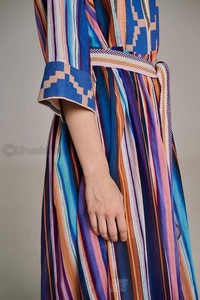 Nueva ropa de mujer, manga, moda, vestido informal Sexy, Vestido corto acampanado con cuello en V, Mangas de globo con detalles de puños elásticos - Product Image 4