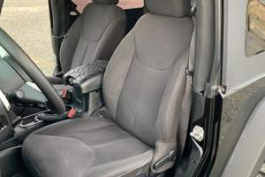 Jeep Wrangler Sport 4x4 2015 Usado, Transmisión Manual de 6 Velocidades, Modificaciones Todoterreno - Product Image 6