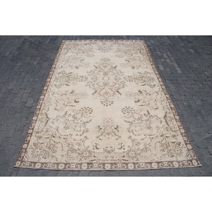 Tapis turc surdimensionné de 6,7 x 10,6 pieds, tapis persan vintage brun - Product Image 1