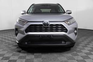 Toyota RAV4 XLE FWD SUV Eficiente y Confiable para Familias, Transmisión Automática, Volante a la Izquierda, Cuero Oscuro, Turbo, Cámara - Product Image 5