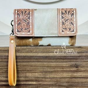 High Quality Wholesale Hand Tooled Leather Wristlet Clutch Purse for <b>Women</b> Customized Cowhide Logo Long <b>Card</b> <b>Holder</b> Long <b>Wallets</b> - Product Image 1