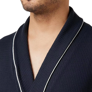 ODM ชุดนอนผู้ชายผ้าฝ้าย100% เทอร์รี่ทอลายย้อมสีล้วนระบายอากาศได้ดีเซ็กซี่สีพื้นขนาดใหญ่พิเศษ5ดาวแขนยาวสำหรับโรงแรม - Product Image 2