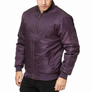 Veste bomber en nylon de haute qualité en gros, veste d'hiver, logo personnalisé, taille plus, veste bomber violette pour homme, tissu satiné - Product Image 5
