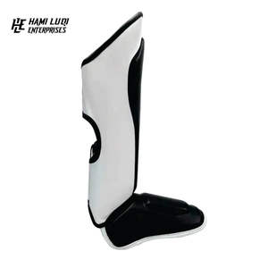 Espinilleras de Boxeo Profesionales de Alta Calidad con Diseño de Logotipo Personalizado al por Mayor - Product Image 4