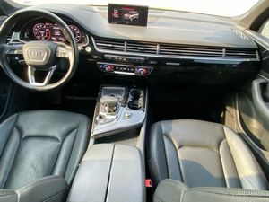 Gran Oferta, Negocio Impecable: A U D I Q 7 3 0 T Q U A T T R O P R E S T I G E AWD Listo para enviar - Product Image 2
