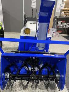 Soplador de Nieve de Alto Rendimiento con Motor y Engranajes, Garantía de 2 Años, para Nieve Intensa y Gran Cobertura de Área - Product Image 2