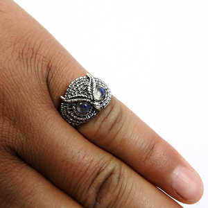 Anillo Creativo de Búho y Ojo Blanco para Mujer y Hombre, Diseño de Animal Bonito, Joyería Bohemia con Piedra Lunar Arcoíris de Corte Redondo - Product Image 3