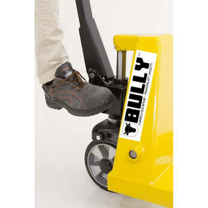 Transpaleta Manual Bully de 2000 Kg para Europallets - Product Image 3