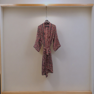 Ropa de dormir de estilo japonés para mujer al por mayor, kimono largo de satén floral con diseño bordado de grulla Vintage para damas de honor - Product Image 4