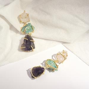 ต่างหูห้อยประดับพลอยเงินแท้ชุบทองสำหรับผู้หญิง สีสันสดใส สง่างามเหนือกาลเวลา เครื่องประดับทันสมัยสำหรับงานปาร์ตี้ - Product Image 2