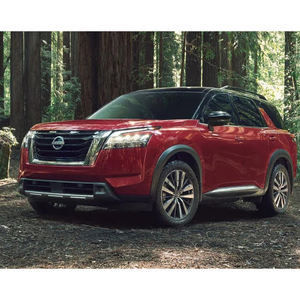 SUV 4WD Niss-an Pathfinder d'occasion élégant, efficace et conçu pour la performance et le confort - Product Image 1