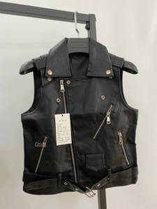 Gilet en cuir véritable pour femmes, mode streetwear, multi-poches, fermeture éclair, veste en peau de mouton, tendance hip-hop - Product Image 4