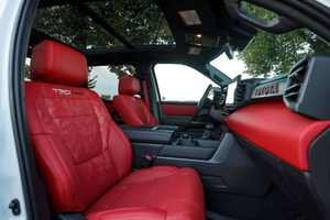 MEILLEURE OFFRE TOYOTA TUNDRA CREW MAX TRD AUTOMATIQUE BLANC Pickup - Product Image 2