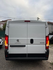 Peugeot Boxer L1H1 2024, 2.2L Diésel, Tracción Delantera, Transmisión Manual de 5 Velocidades, Minivan de Carga - Product Image 4
