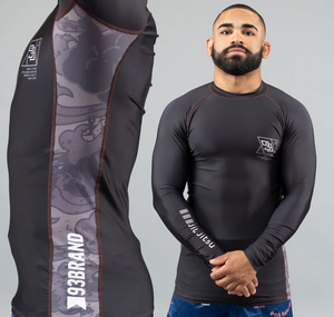 Venta al por mayor de ropa deportiva personalizada de último diseño unisex Rash Guard con logotipo personalizado Anti-UV UPF50 + de secado rápido transpirable - Product Image 2