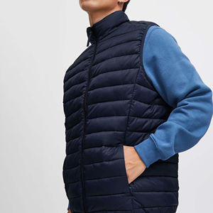 Gilet matelassé décontracté de qualité supérieure pour hommes, fabriqué sur mesure et vendu en gros, matériau durable, respirant et anti-rides - Product Image 5