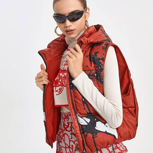 Nouveau style femmes gilet d'hiver léger sans manches vêtements d'extérieur chauds gilet bouffant en gros - Product Image 4