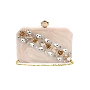 Pochette en métal en résine de haute qualité pour dames avec strass parfait pour les mariages et les fêtes Designer par Ah Impex - Product Image 1