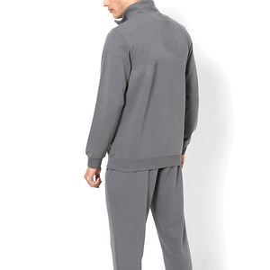 Vêtements Vêtements Survêtement de Couleur Unie et Tailles Personnalisées pour Hommes Street Wear Meilleur Fournisseur Survêtement pour Hommes - Product Image 6